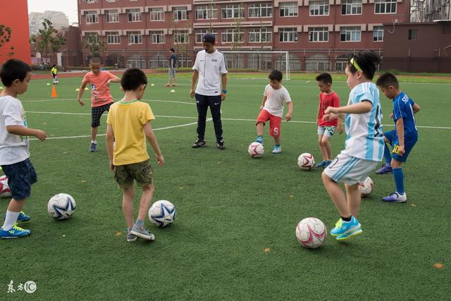 詹姆斯30+得分传奇继续 湖人或送独行侠6连败